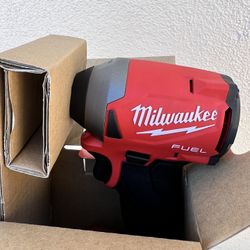 Milwaukee FUEL M18 1/4” Hex Impact Driver
