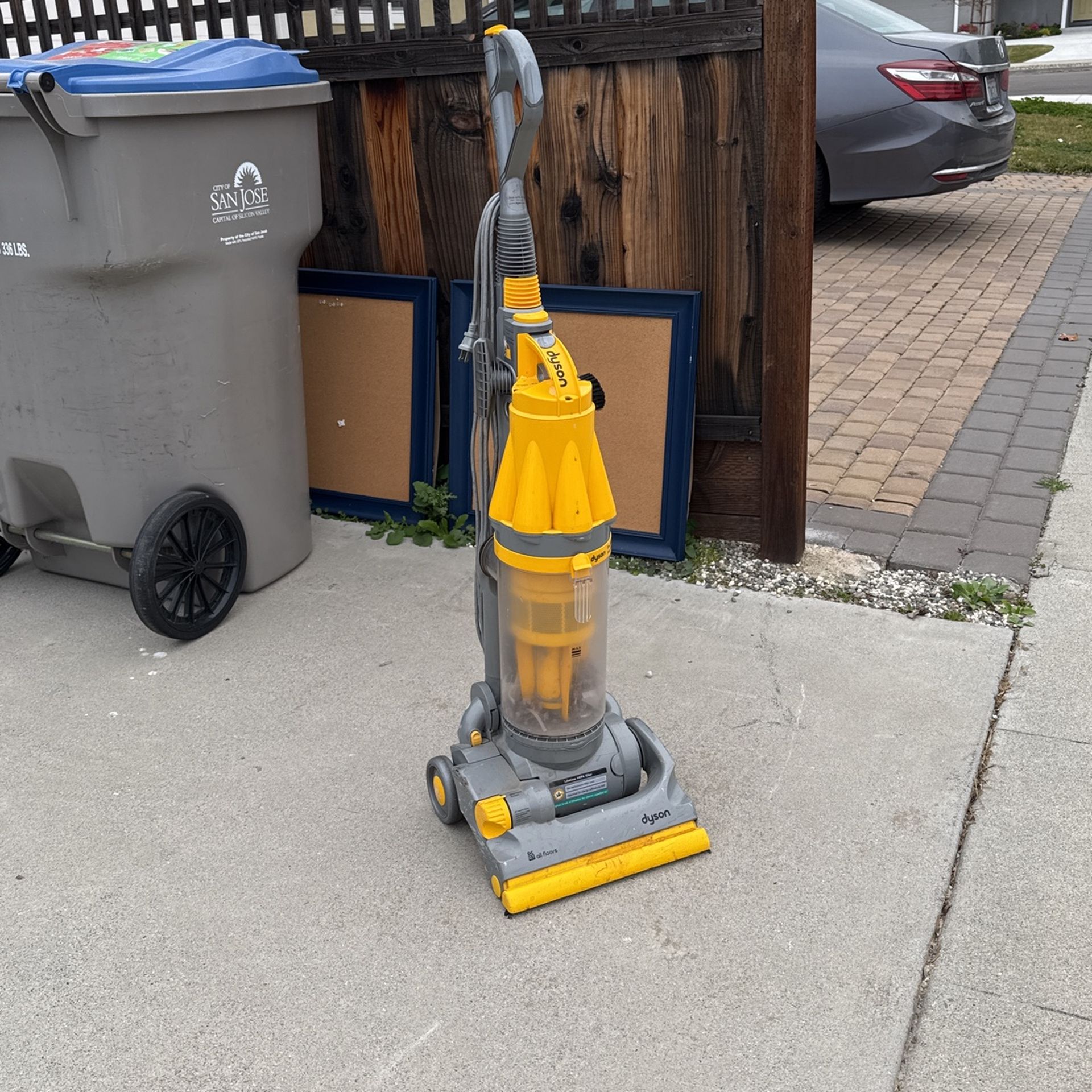 Dyson Vacuum