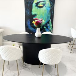 Black Oval Wood Dinning Table With White Leather Chairs 