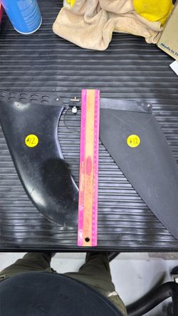 Paddle board fins