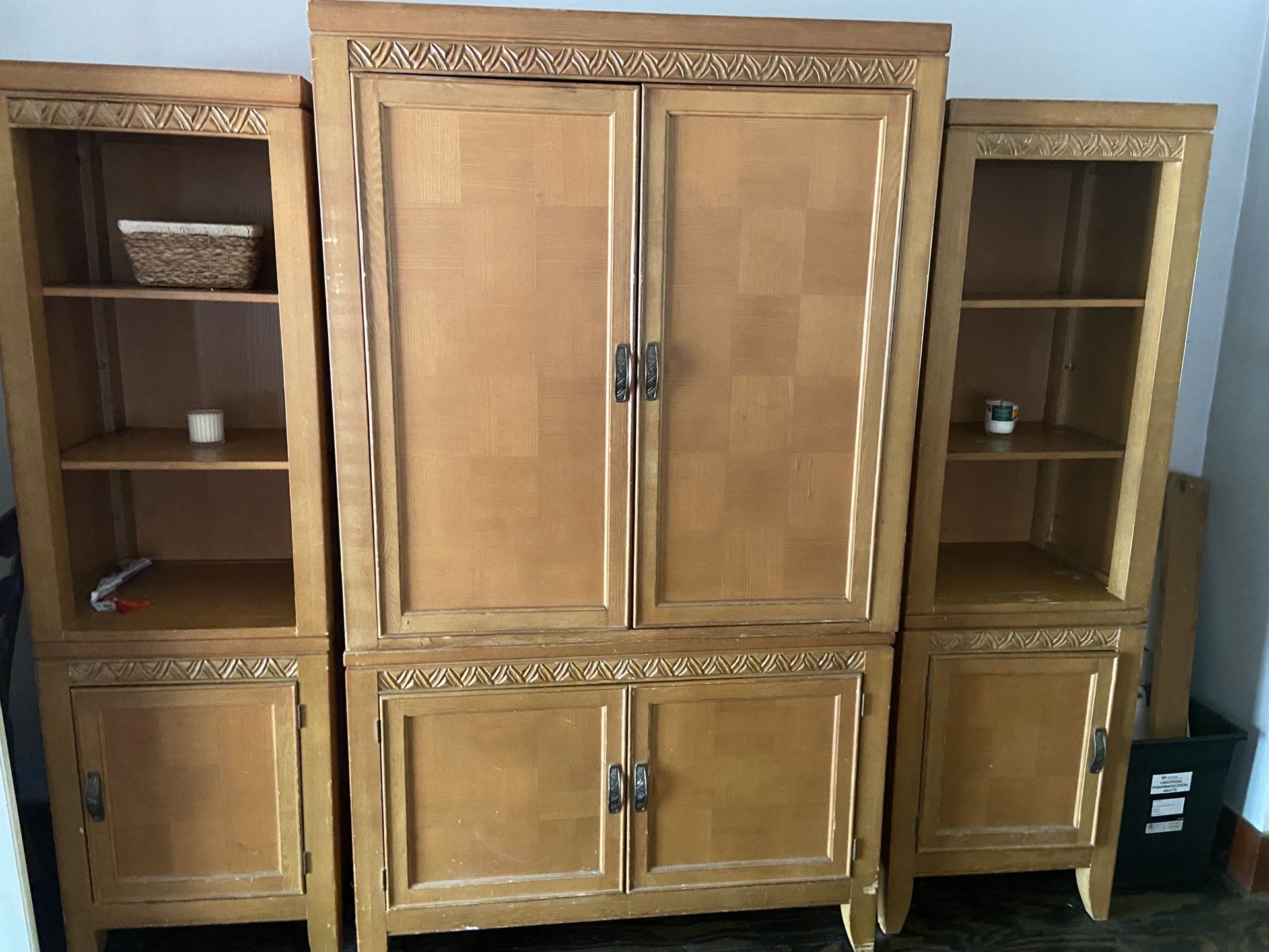 Wooden Cabinet Set