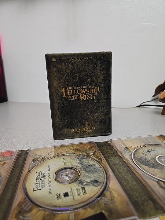 The Lord of the Rings: The Fellowship of the Ring (Four-Disc Special Extende