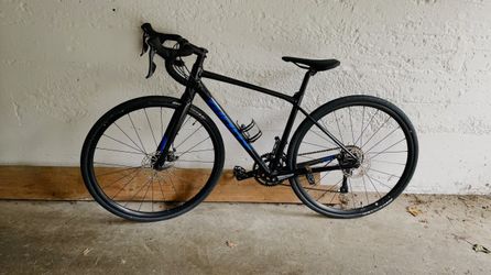 2022 Giant Contend AR 4