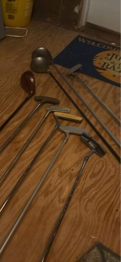 Mixed Lot of Golf Clubs