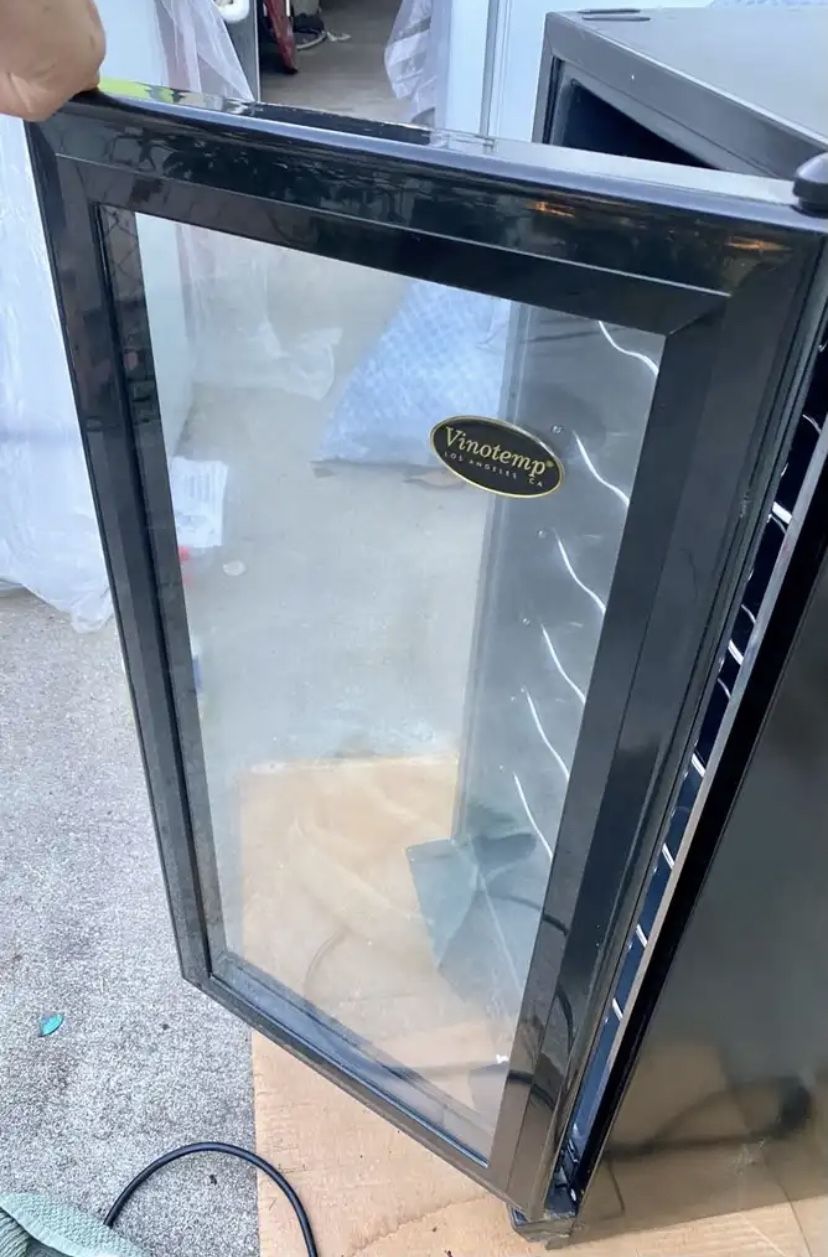 FREE! Vinotemp Bottle Cellar Refrigerator 32Bottle CapacityNOT