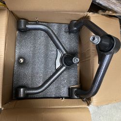 Dodge RAM 1500 2WD 4WD Upper Control Arms 