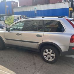 2004 Volvo Xc90