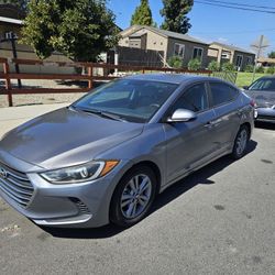 2018 Hyundai Elantra