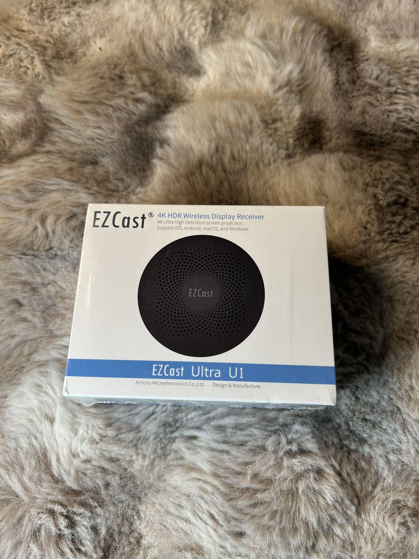 EZCast Ultra | 4K HDR Universal HDMI Wireless Display Receiver (Ultra U1)