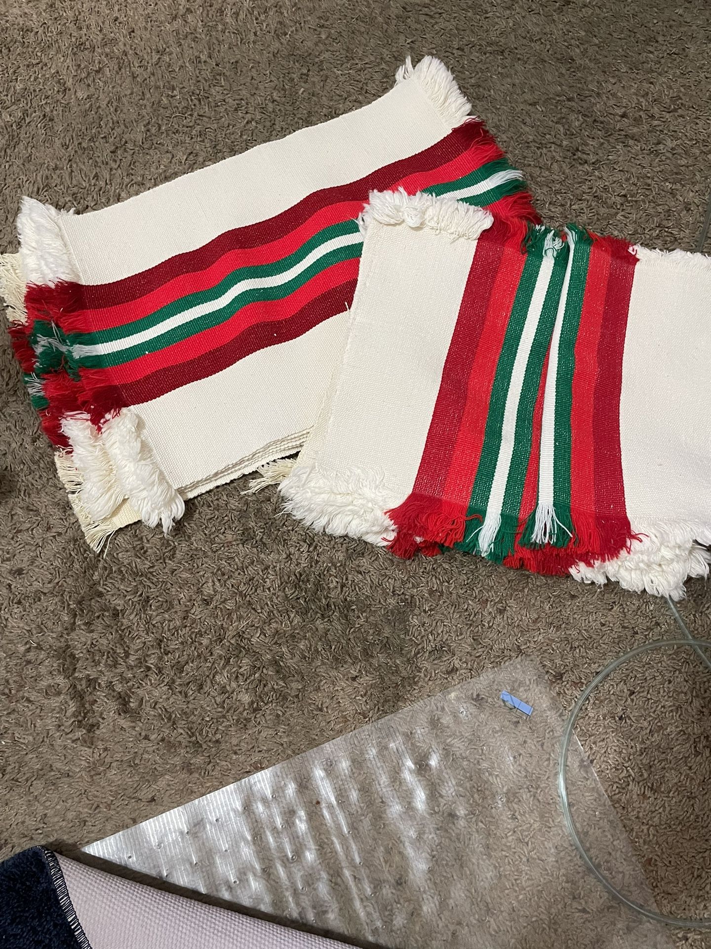Placemats & Matching Napkins (12)