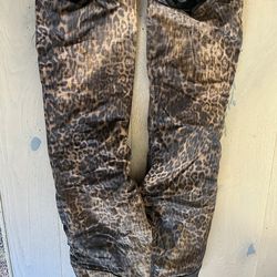 Volcom Girls Snowboard Pants - Size S 8 Youth