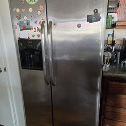 Refrigerator Frigidaire 