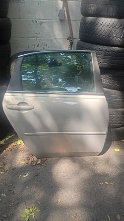 2011 CHEVROLET IMPALA LT DRIVER REAR DOOR