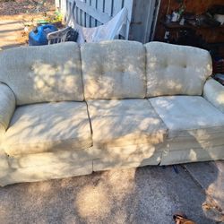 Couch-lazy boy