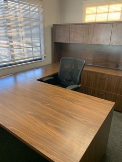 Executive Office Desk w Book Shelf