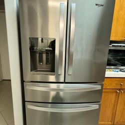 Whirpool French Door Fridge with ice maker and Water Dispenser