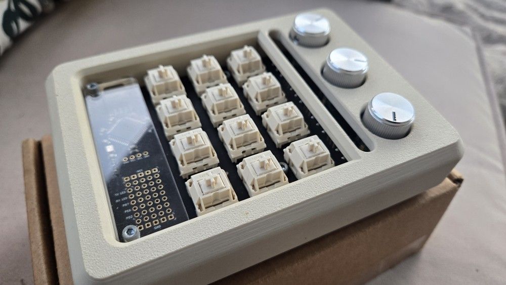 Mechanical Keyboard Switch Break-In Machine and SPIN Macropad