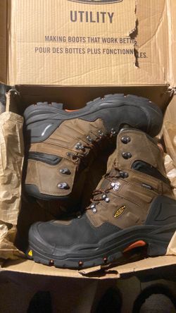Keen work boots( Brand New)
