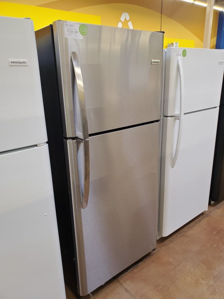 Frigidaire Top Freezer Refrigerator