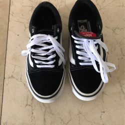 Vans Kids Size 5.0 Women/3.5 Men $35