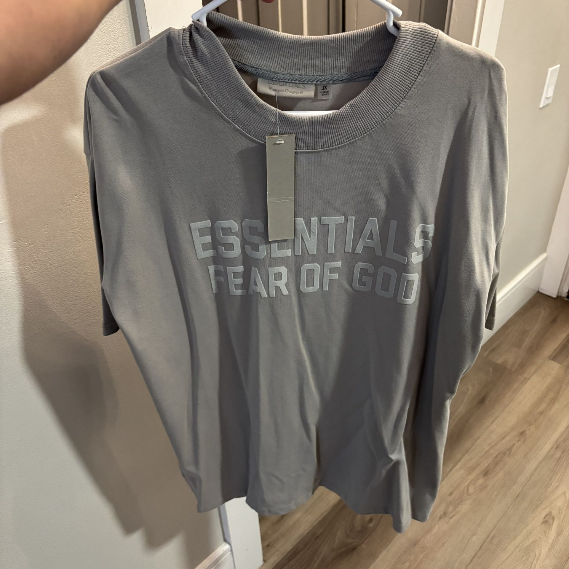 Essentials Tee
