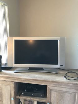 32 inch flatscreen tv