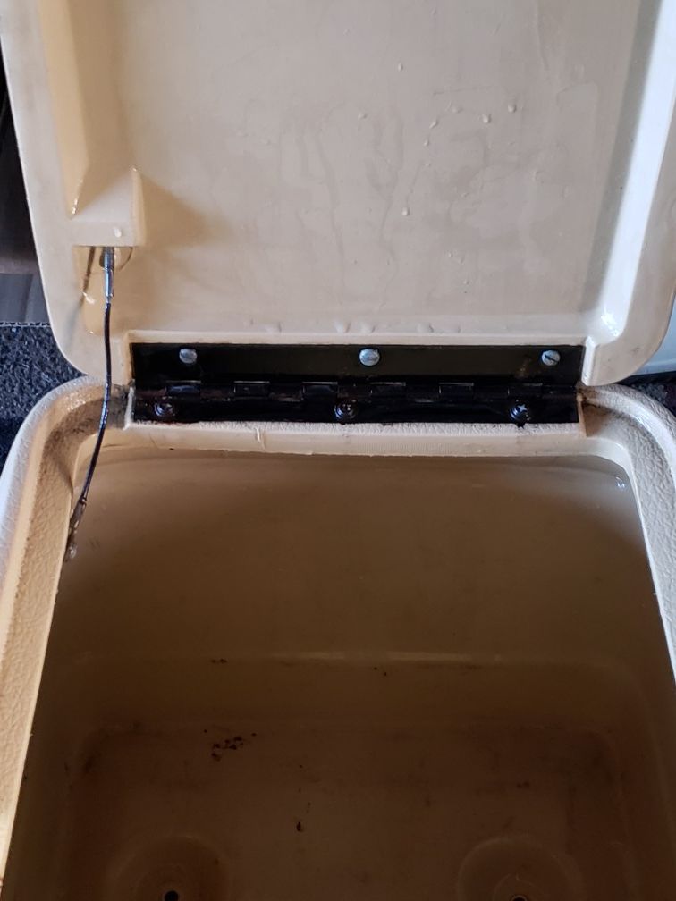 K5 blazer center console for Sale in Fontana, CA OfferUp