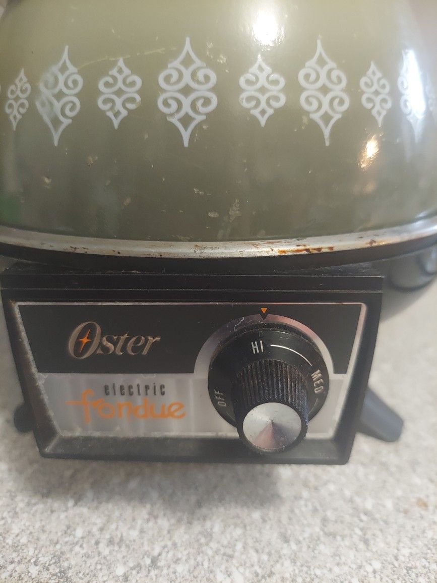 Fondue Pot