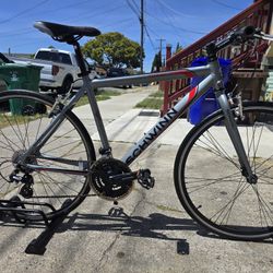 Schwinn Hybrid Bike 
Ready to Ride 