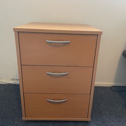 3-Drawer Nightstand / Bedside Cabinet