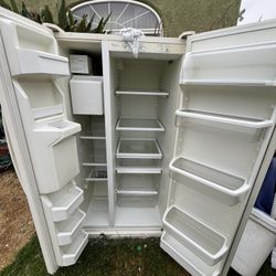 Whirlpool 60 Ins. high, 32 Ins. wide Refrigerator 