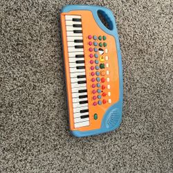 Kids Music Center Keyboard