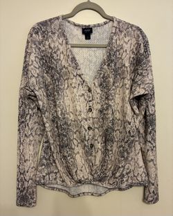 Buckle Daytrip brand women's top