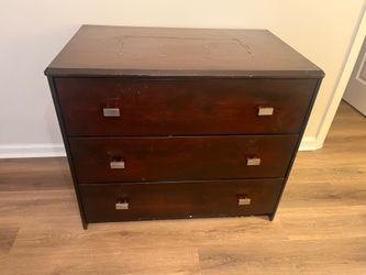 3-Drawer Dresser