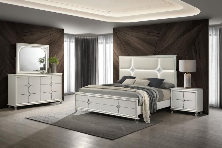 4 PC Queen Bedroom Set With Queen Bedframe Dresser Mirror Nightstand