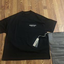 ESSENTIALS SHIRT 