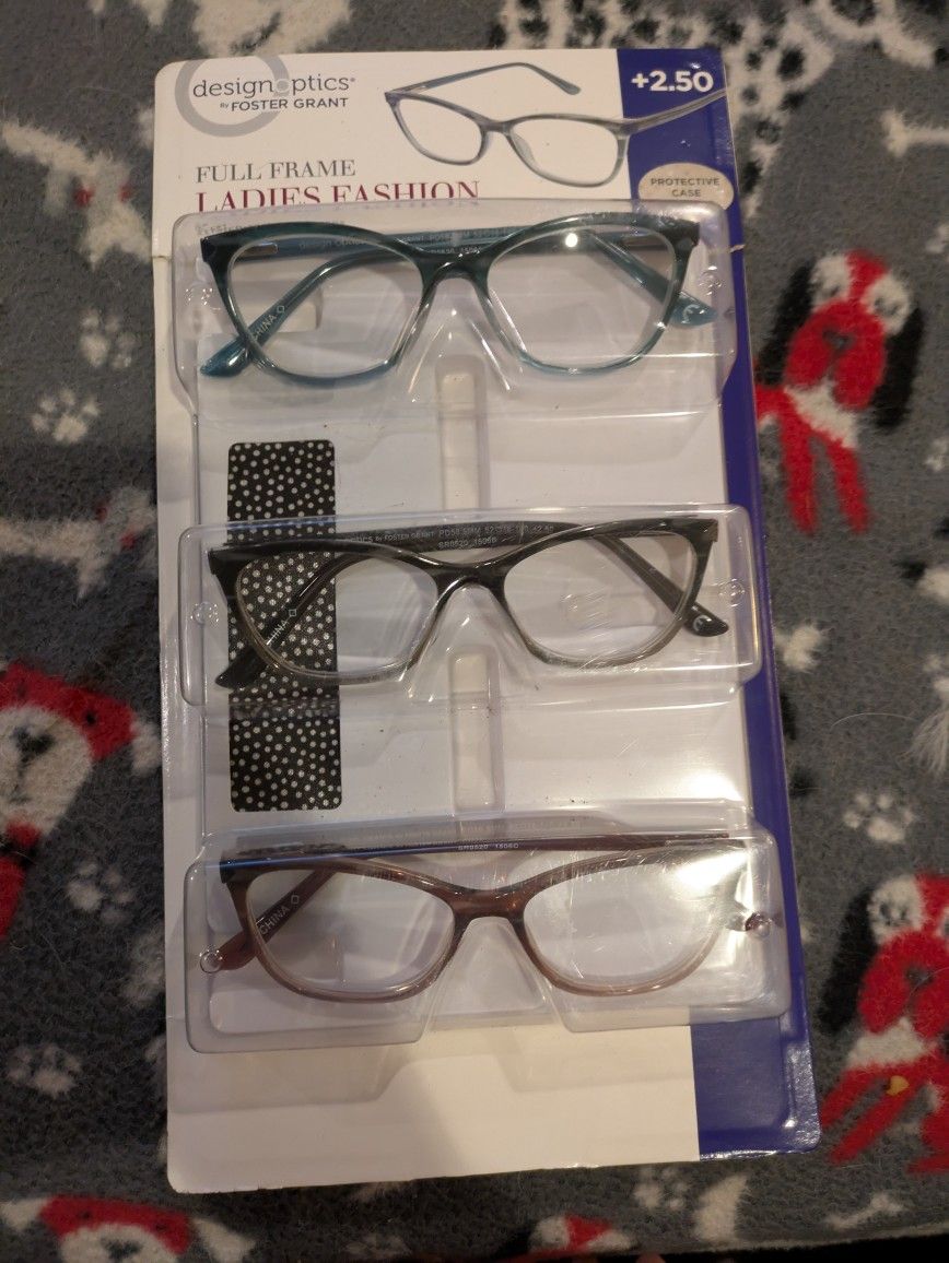 Unopened Package of 3 Pairs Of Reading Glasses At 2.50 Magnification 