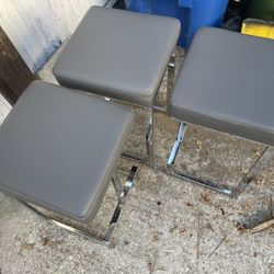 Bar Stools 