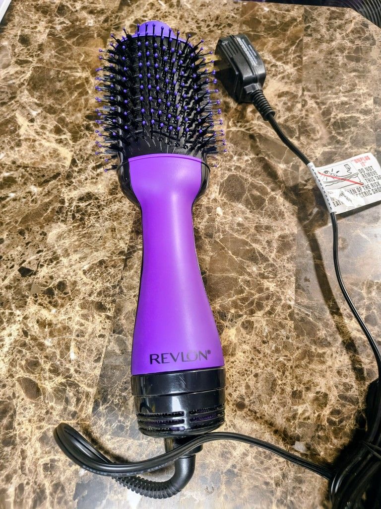 Revlon One Step Volumizer, Blow Dryer