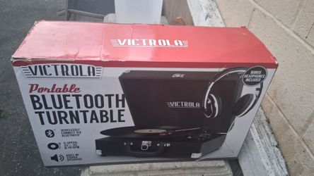 Victrola Portable Bluetooth Suitcase Turntable t