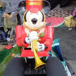 2023 Disneyland Holiday Mickey Mouse Toy Soldier Popcorn Bucket Christmas