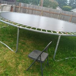 Trampoline 