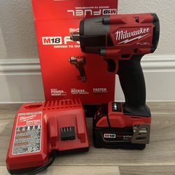 Milwaukee M18 Fuel 1/2 Impact Wrench Kit 