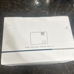 Mini LCD Video Projector