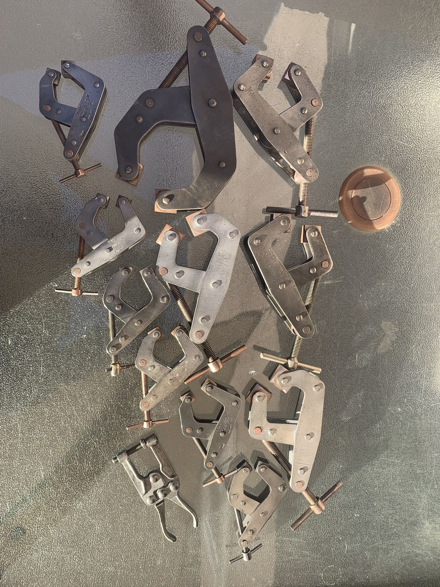  11 Kant-Twist clamps.  6-2” , 4-3” ,    1-4 1/2”. 