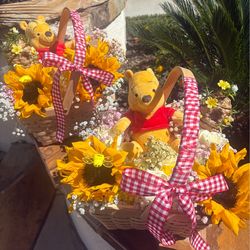 Winnie the Pooh bloom basket flowers