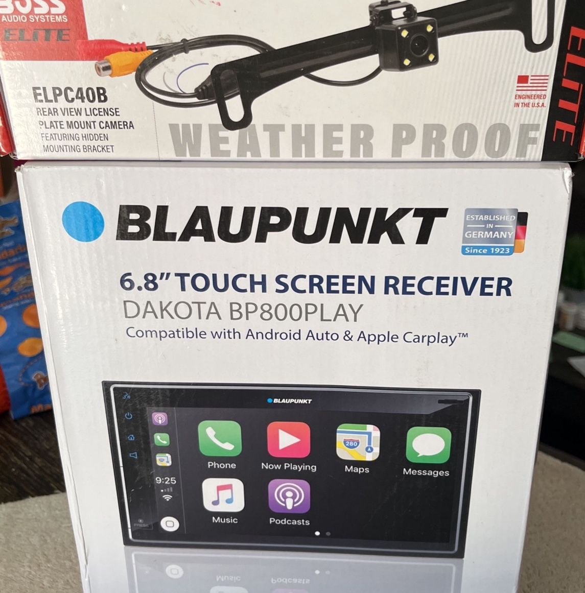 New Blaupunkt Dakota 6.8" Touch Screen Indash Mechless Receiver