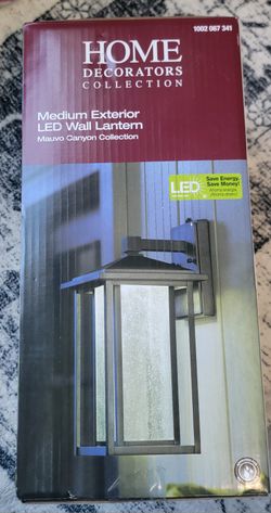 Outdoor Wall Lantern