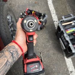 M18 Fuel 1/4 Hex Impact Driver 