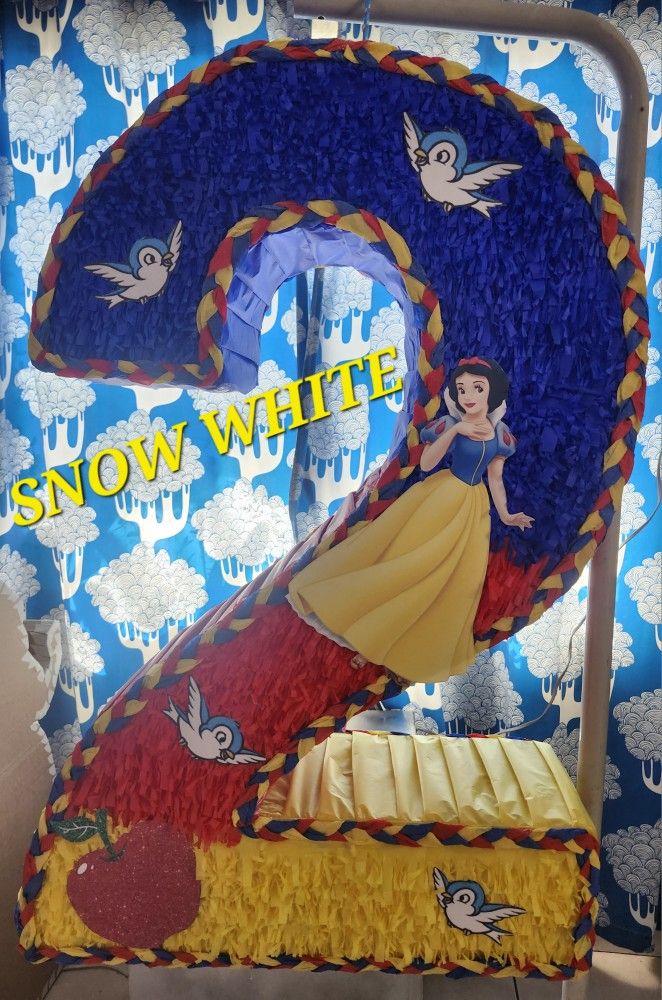 Snow White #2 Pinata/on Sale !